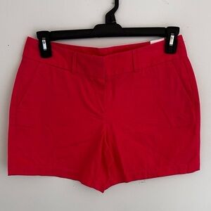 Ann Taylor Mid-Rise Tailored Shorts. Dark Coral. Size 4.